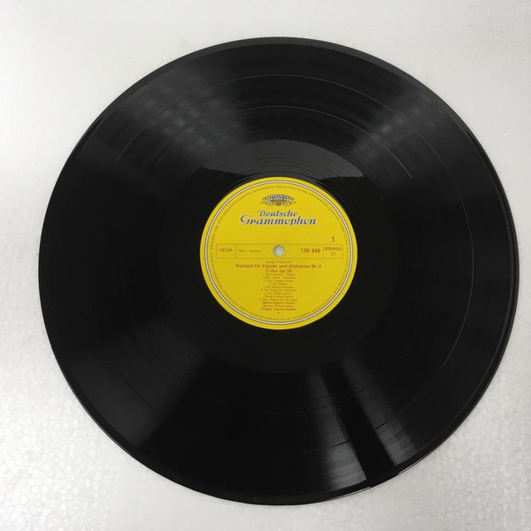 x481_ProkofievRavel_Argerich_Abbado_extra1.jpg