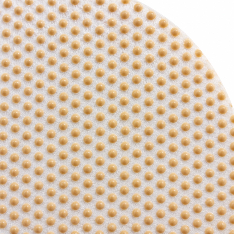 zbliżenie mata folc biła str b.png